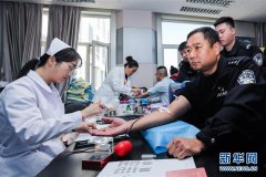 航拍保定削山造地建别墅 调查组：未批先建